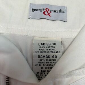 George&Martha 💯% cotton, sz 16 ladies. Color”Artic White”. Lots of pockets!